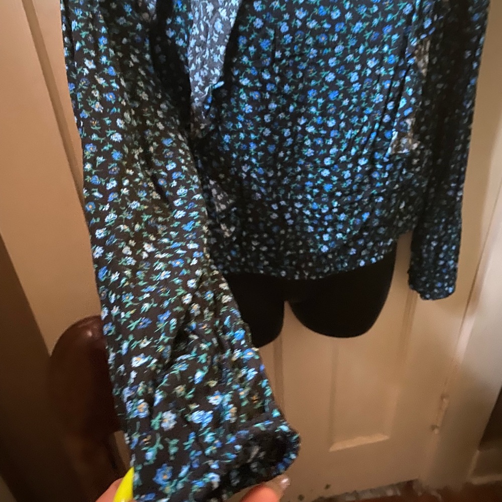 Blouse - Picture 4 of 5